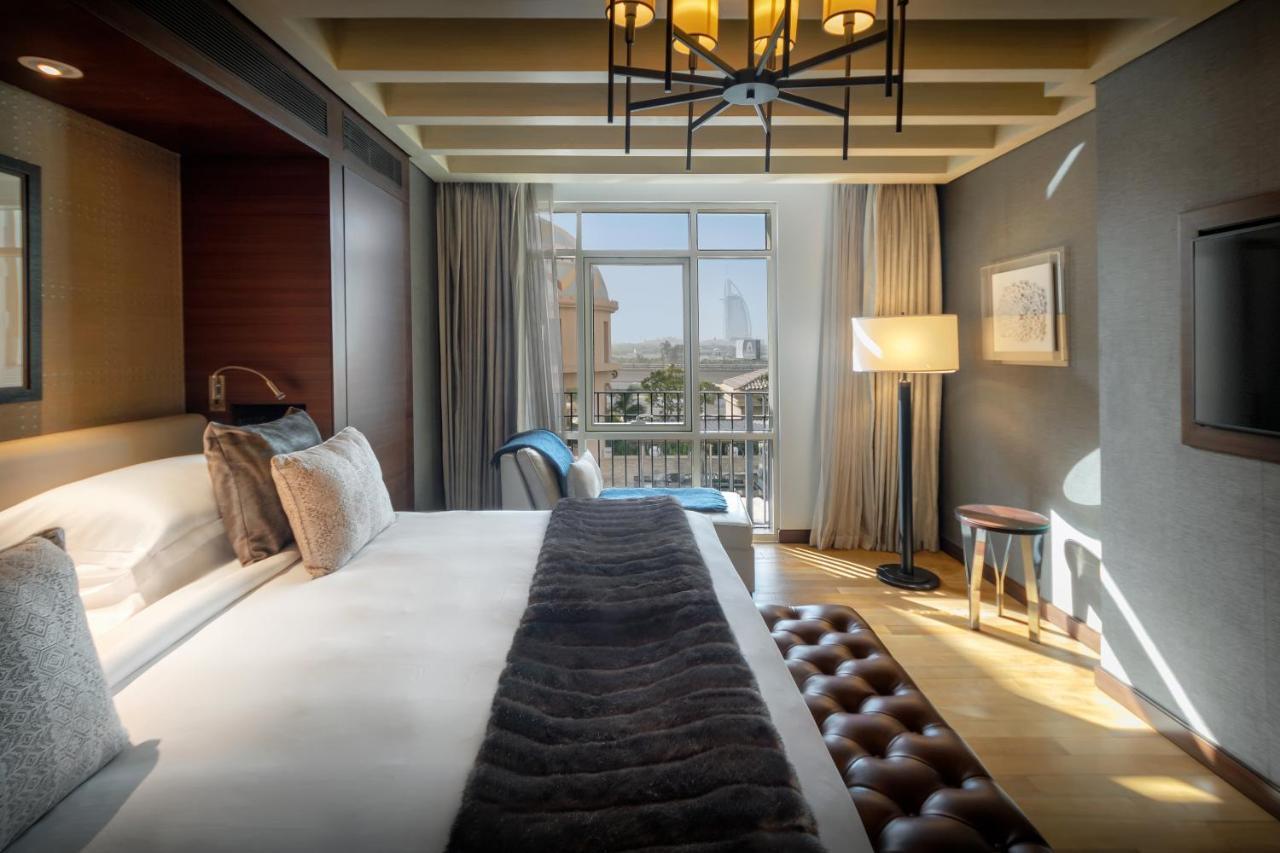 Aspen Chalets By Kempinski Hotel Mall Of The Emirates Dubai Exterior photo