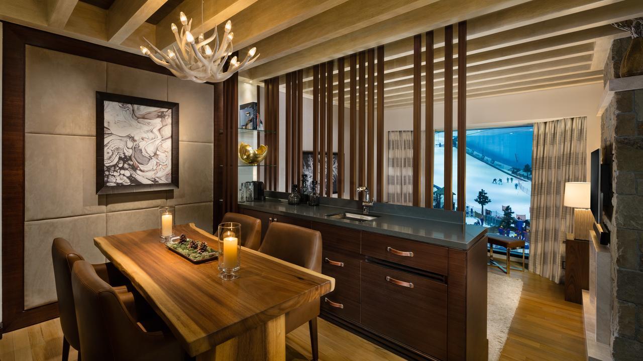 Aspen Chalets By Kempinski Hotel Mall Of The Emirates Dubai Exterior photo